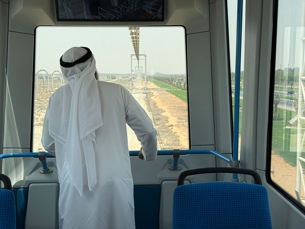 uSky Transport - Inside the uBus Carat: comfort, panoramic views and inspiring technologies